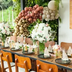Ile kosztuje catering na komunie? Sprawdź ceny i najważniejsze czynniki